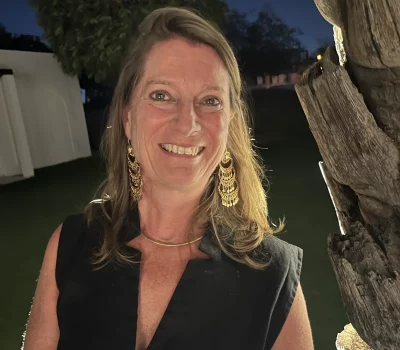 graphologue-experte-Paris-particuliers-et-professionnels_Caroline-de-la-tournelle_2